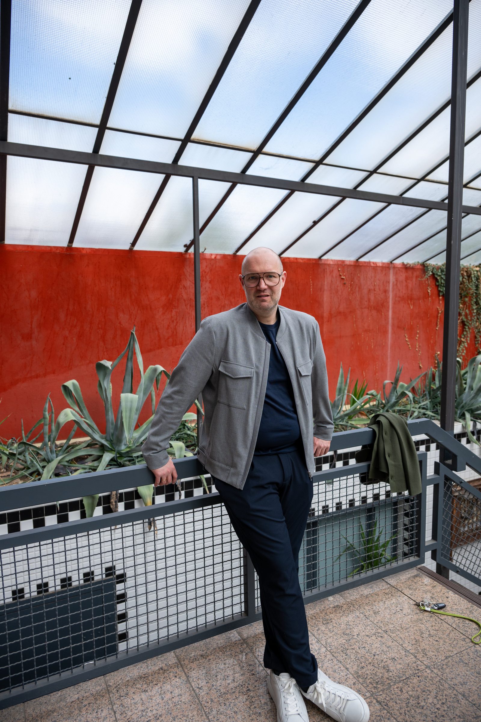Mats Uecker, sales consultant and founder of Uecker Concept GmbH, at the Düsseldorf office